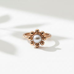 Bellis Pearl Ring. POA