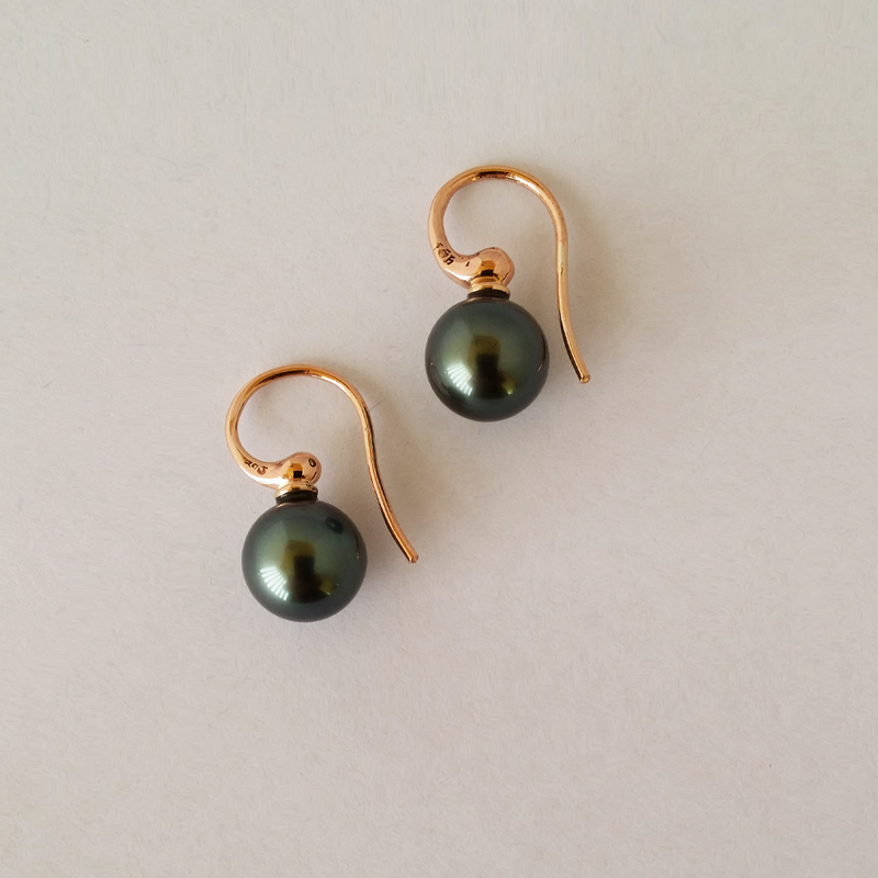 The Black Pearl Earrings